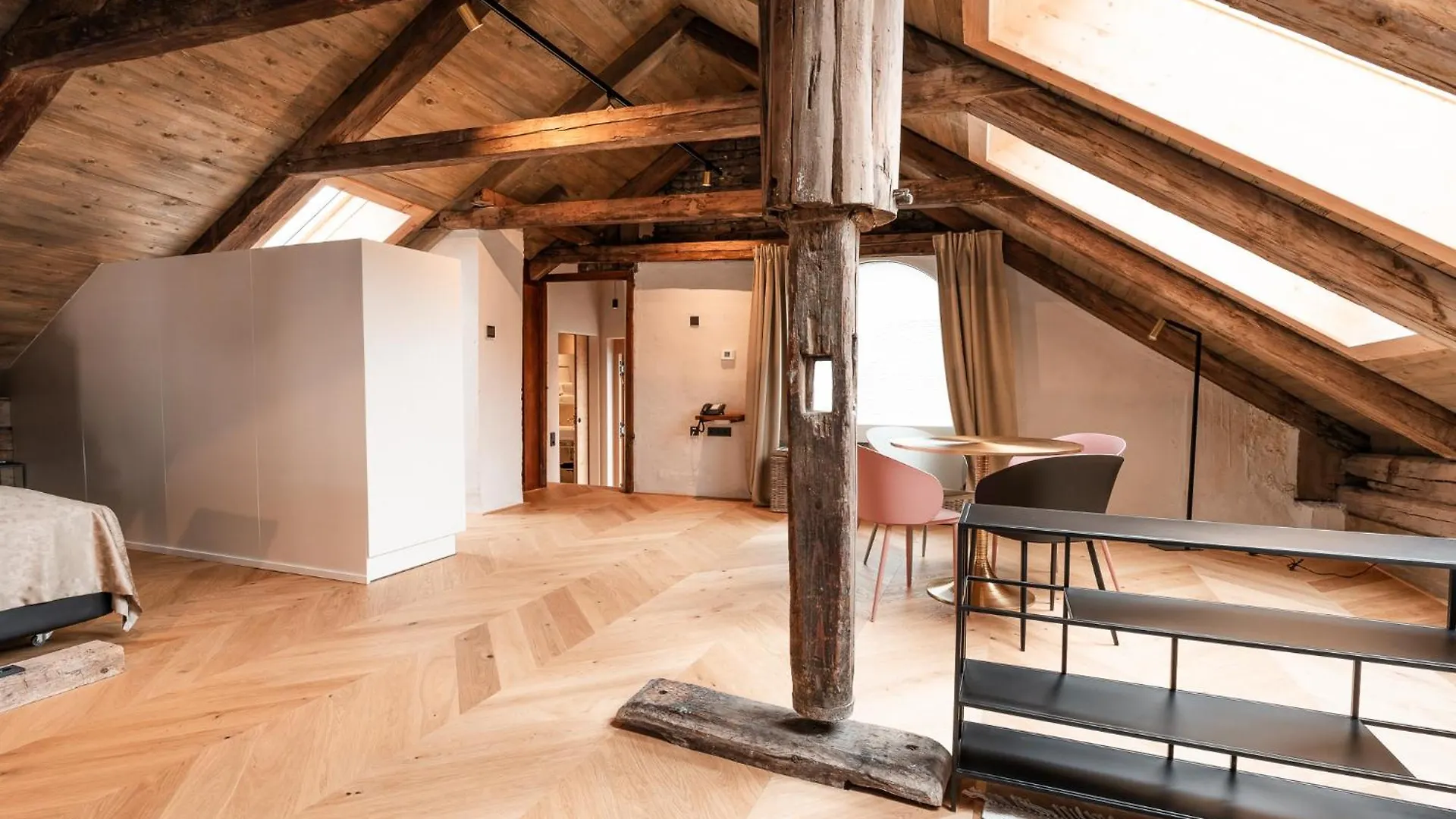 H5 Grauer Baer Studios & More Innsbruck
