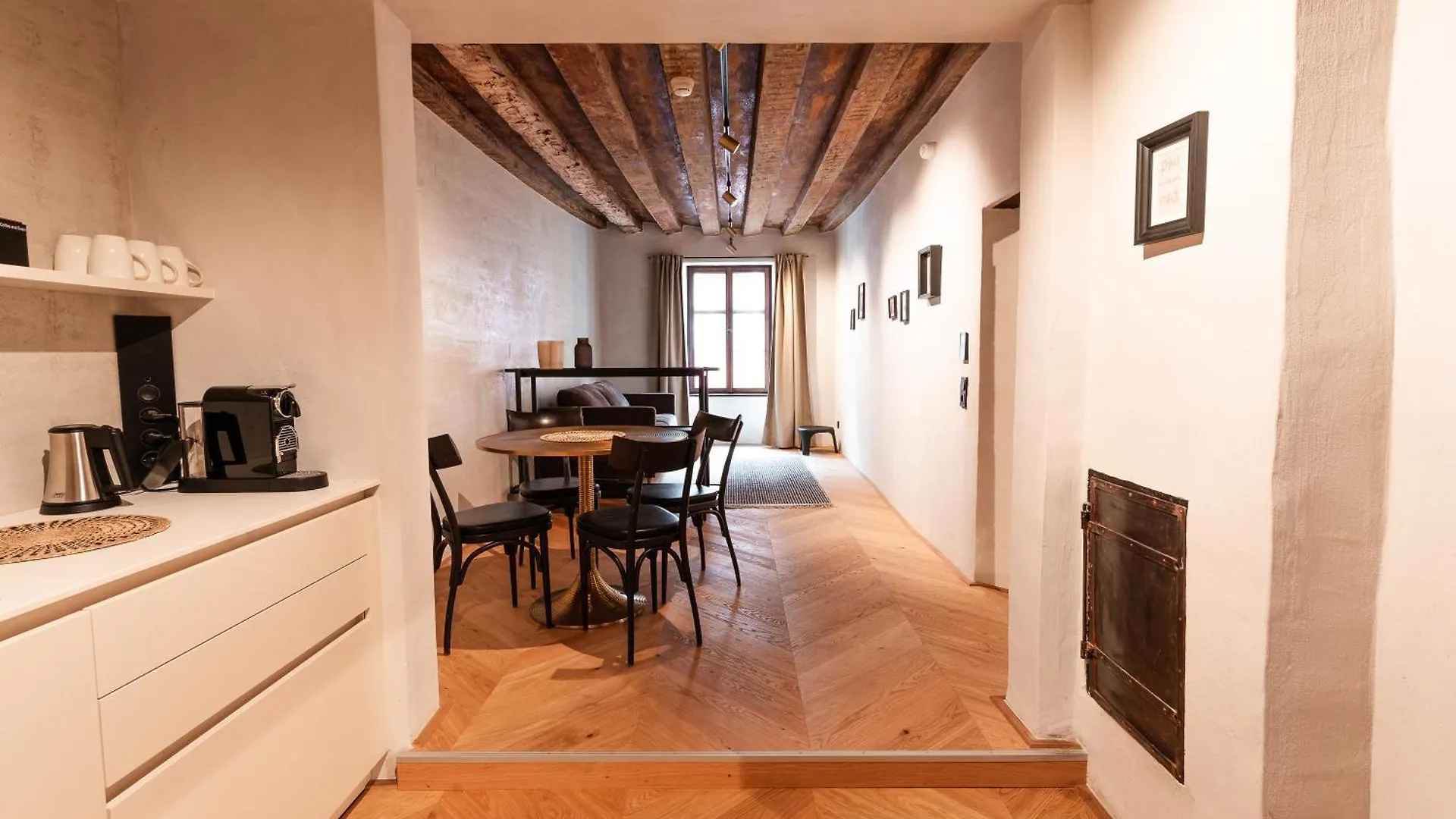 H5 Grauer Baer Studios & More Innsbruck