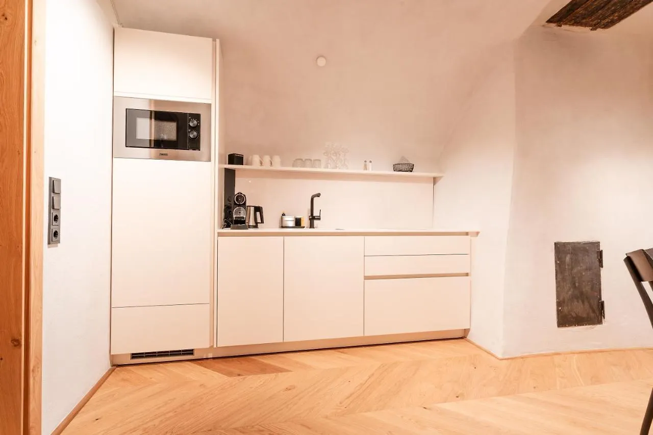 H5 Grauer Baer Studios & More Innsbruck Austria
